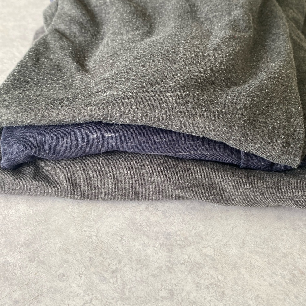 Bundle of 3 men’s tshirts. Used!